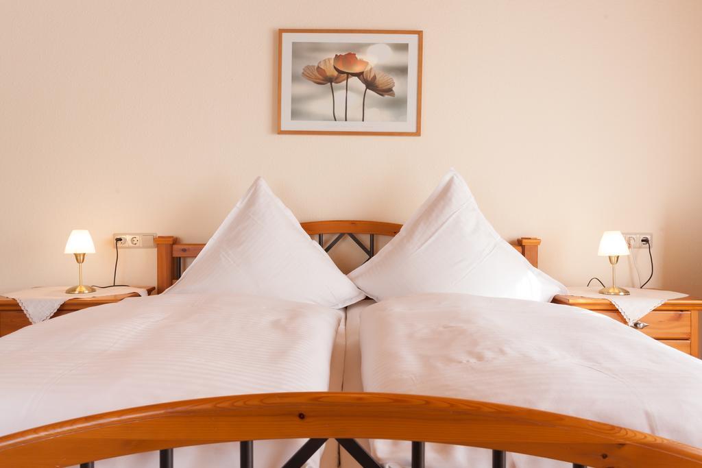 Hôtel Haus Kesper-Brunen à Willingen  Extérieur photo