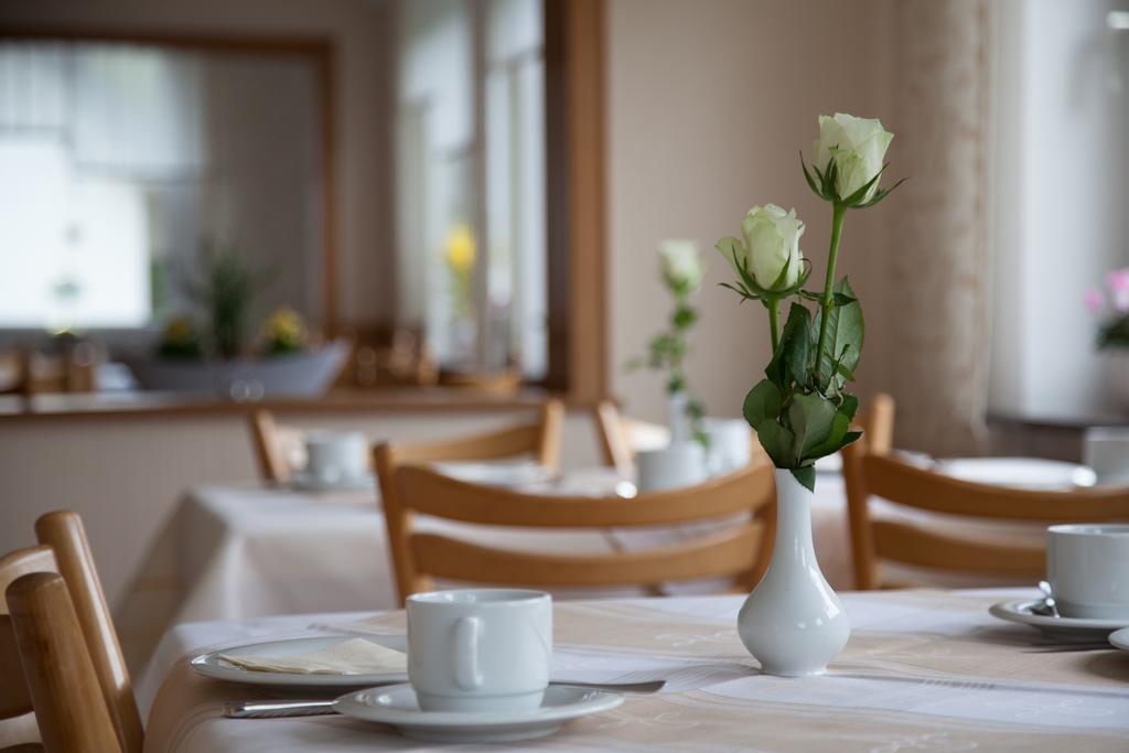 Hôtel Haus Kesper-Brunen à Willingen  Extérieur photo
